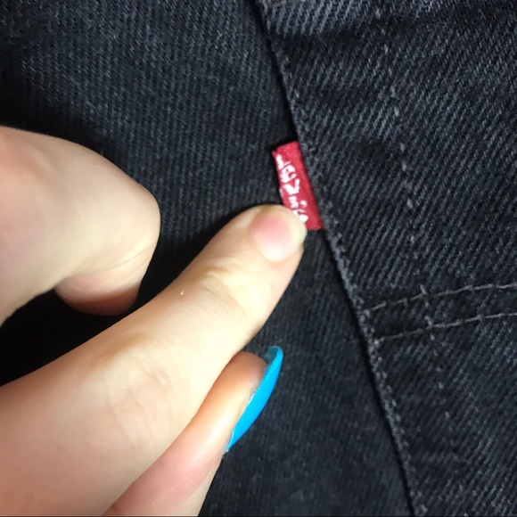 Vintage womans black red tab levis - Picture 4 of 4